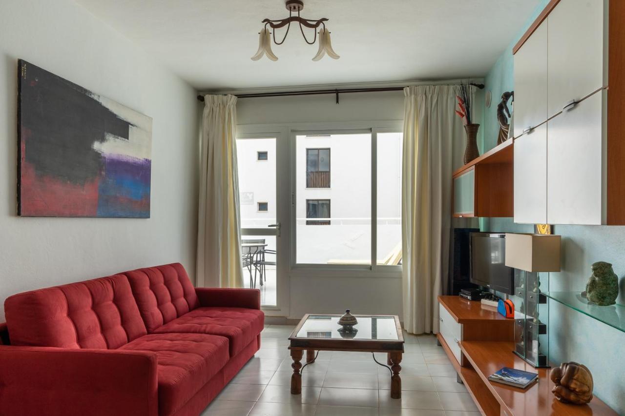 Apartamentos Cel Blau Santa Eularia des Riu Esterno foto