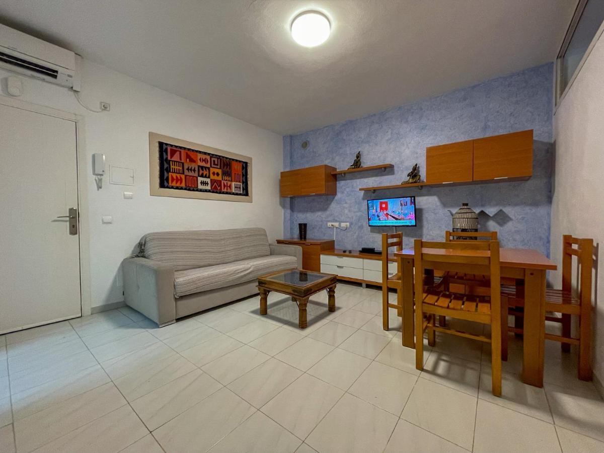 Apartamentos Cel Blau Santa Eularia des Riu Esterno foto