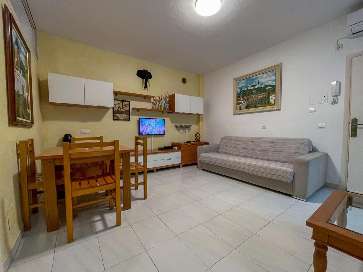 Apartamentos Cel Blau Santa Eularia des Riu Esterno foto